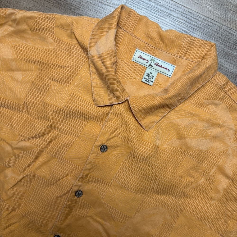 Tommy Bahama Shirt Mens XL Orange Silk Hawaiian Floral AOP‎ Tropical Embroidered